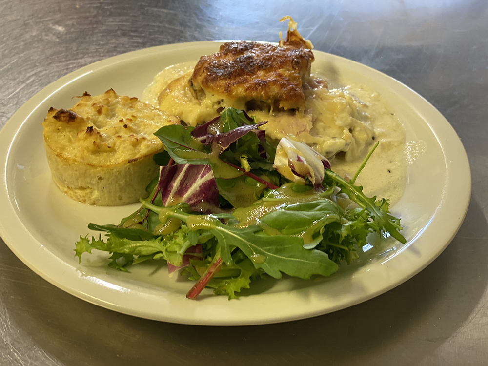 restaurant saint martin de crau-bar arles-hotel alpilles-cuisine maison salon de provence-evenements miramas-restaurant entreprise bouches du rhone