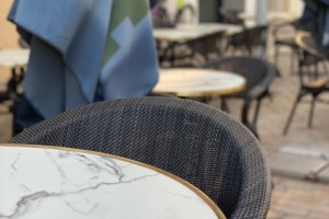 restaurant saint martin de crau-bar arles-hotel alpilles-cuisine maison salon de provence-evenements miramas-restaurant entreprise bouches du rhone